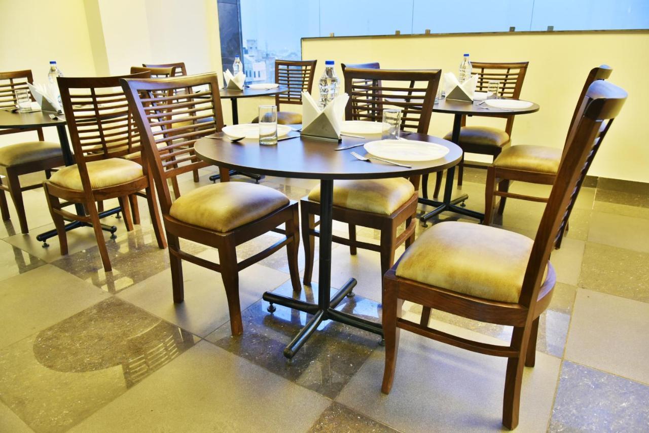 Hotel Amritsar International 2 Min Walk From Amritsar Bus Stand Eksteriør bilde