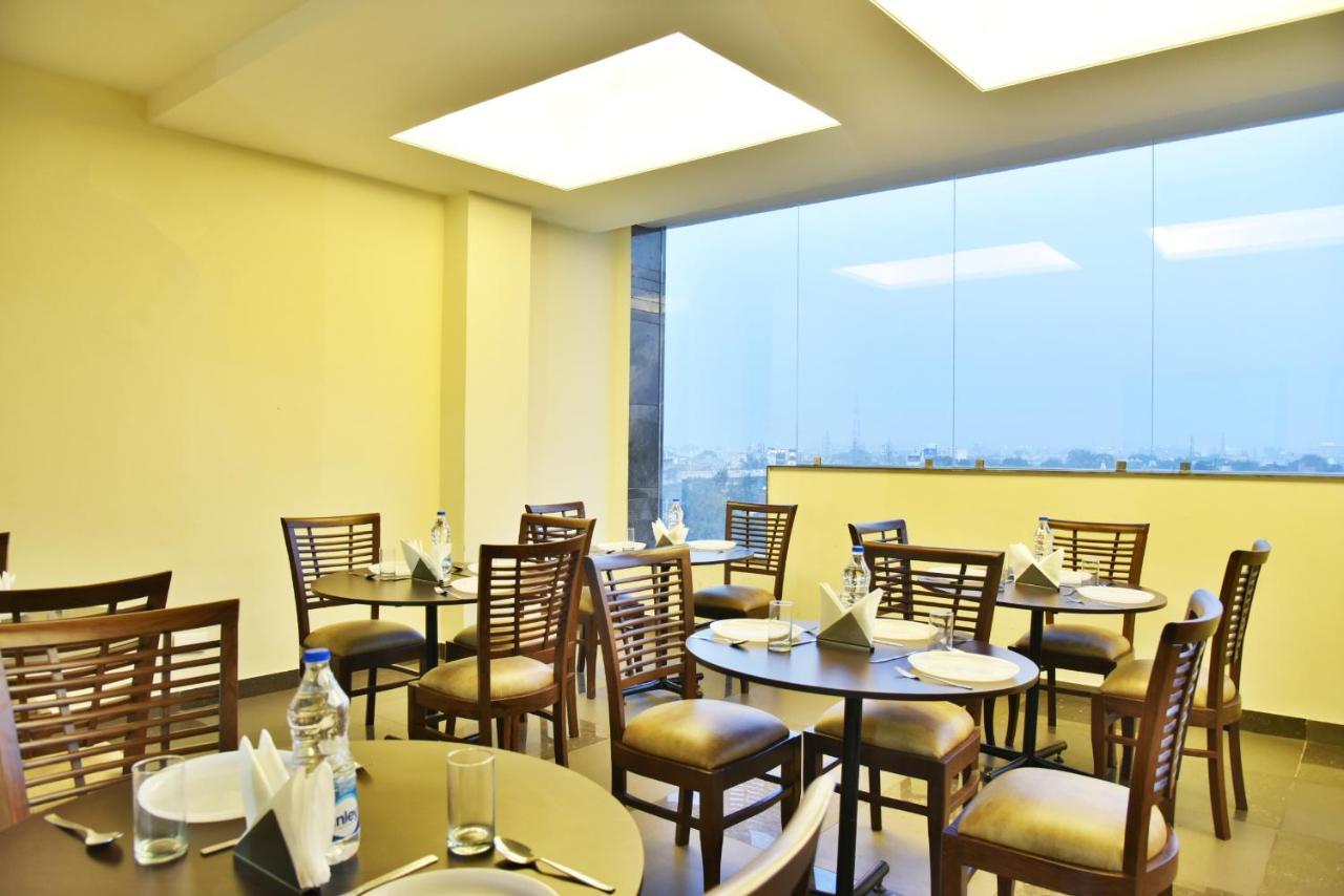 Hotel Amritsar International 2 Min Walk From Amritsar Bus Stand Eksteriør bilde