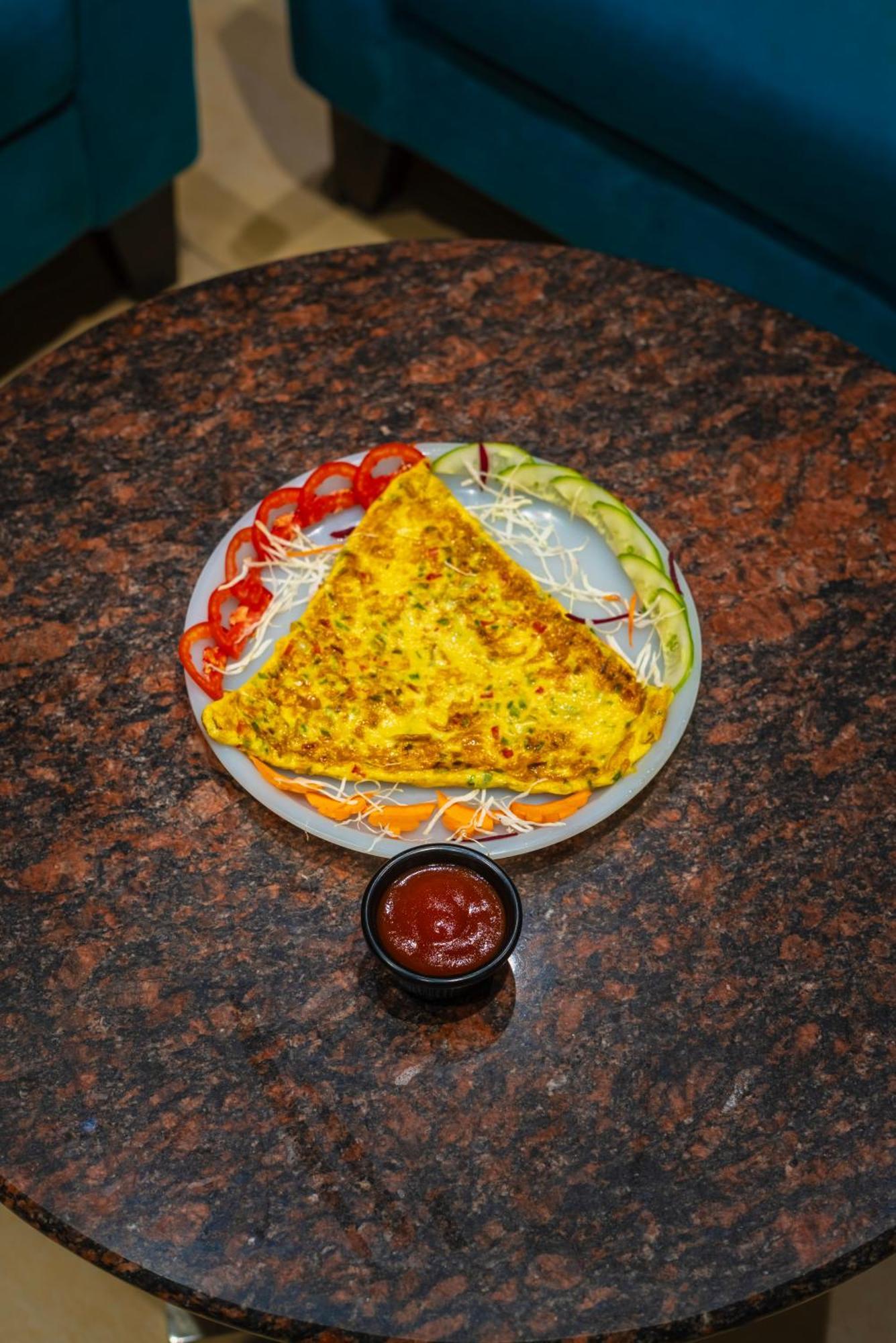 Hotel Amritsar International 2 Min Walk From Amritsar Bus Stand Eksteriør bilde