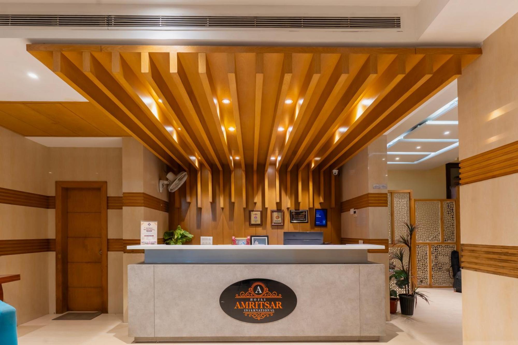 Hotel Amritsar International 2 Min Walk From Amritsar Bus Stand Eksteriør bilde